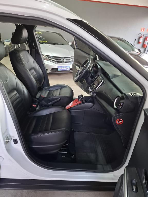NISSAN Kicks - Foto