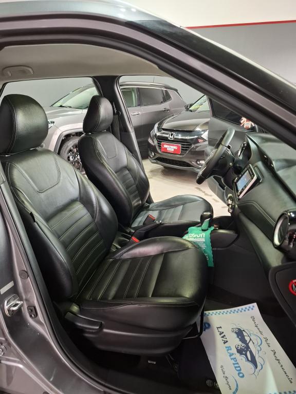 NISSAN Kicks - Foto