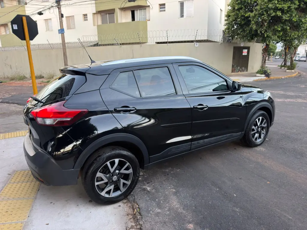NISSAN Kicks - Foto
