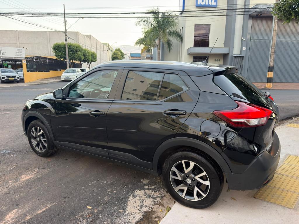 NISSAN Kicks - Foto
