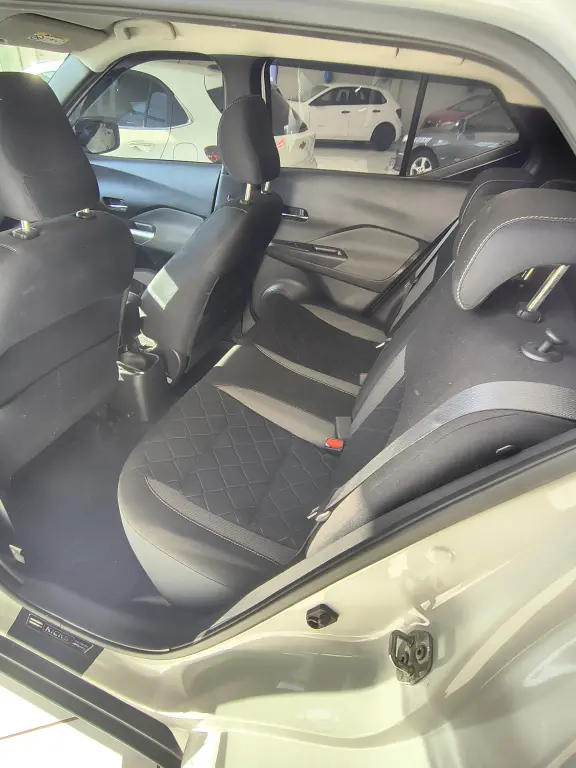 NISSAN Kicks - Foto