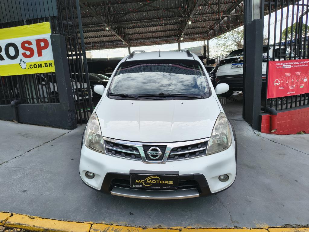 NISSAN Livina - Foto