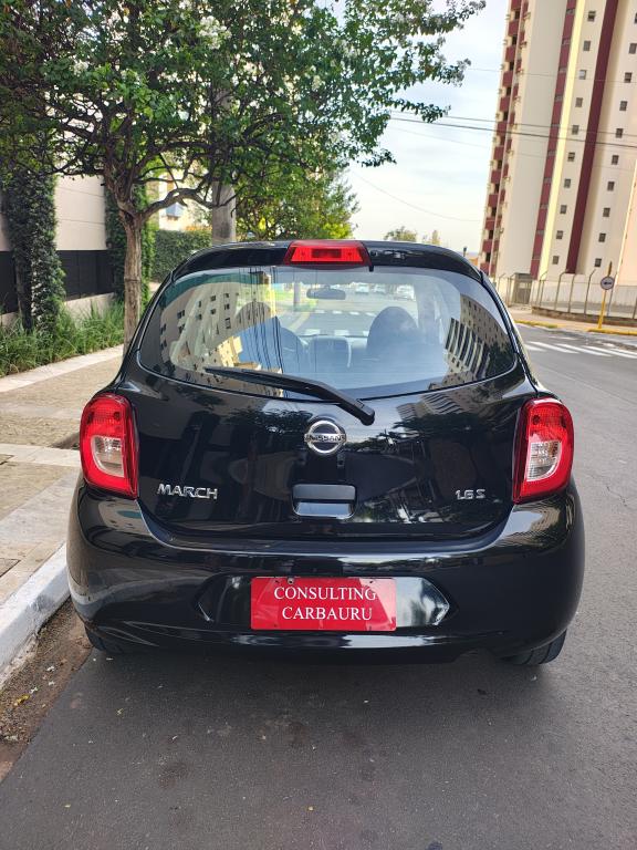 NISSAN March - Foto