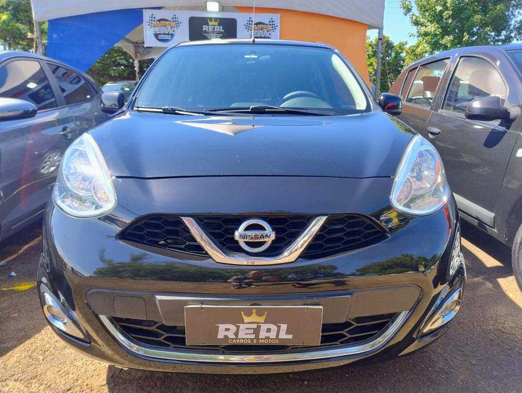 NISSAN March - Foto