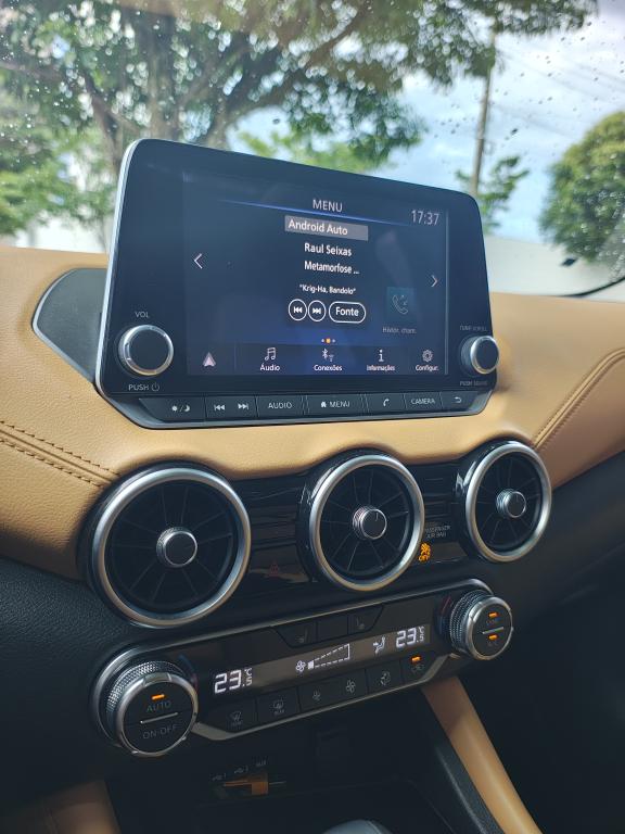 NISSAN Sentra - Foto