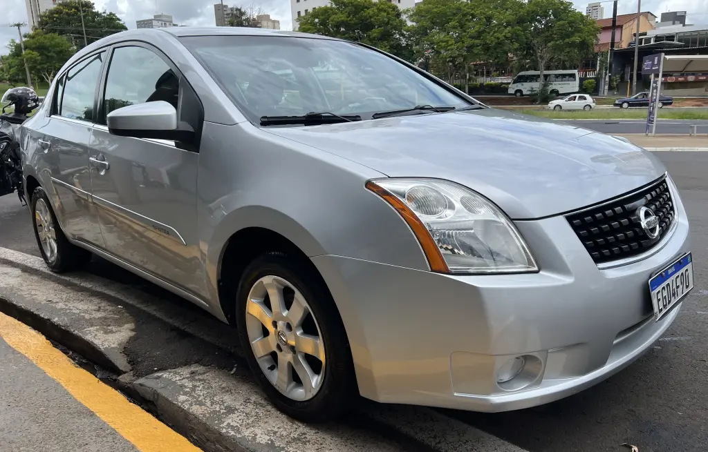 NISSAN Sentra