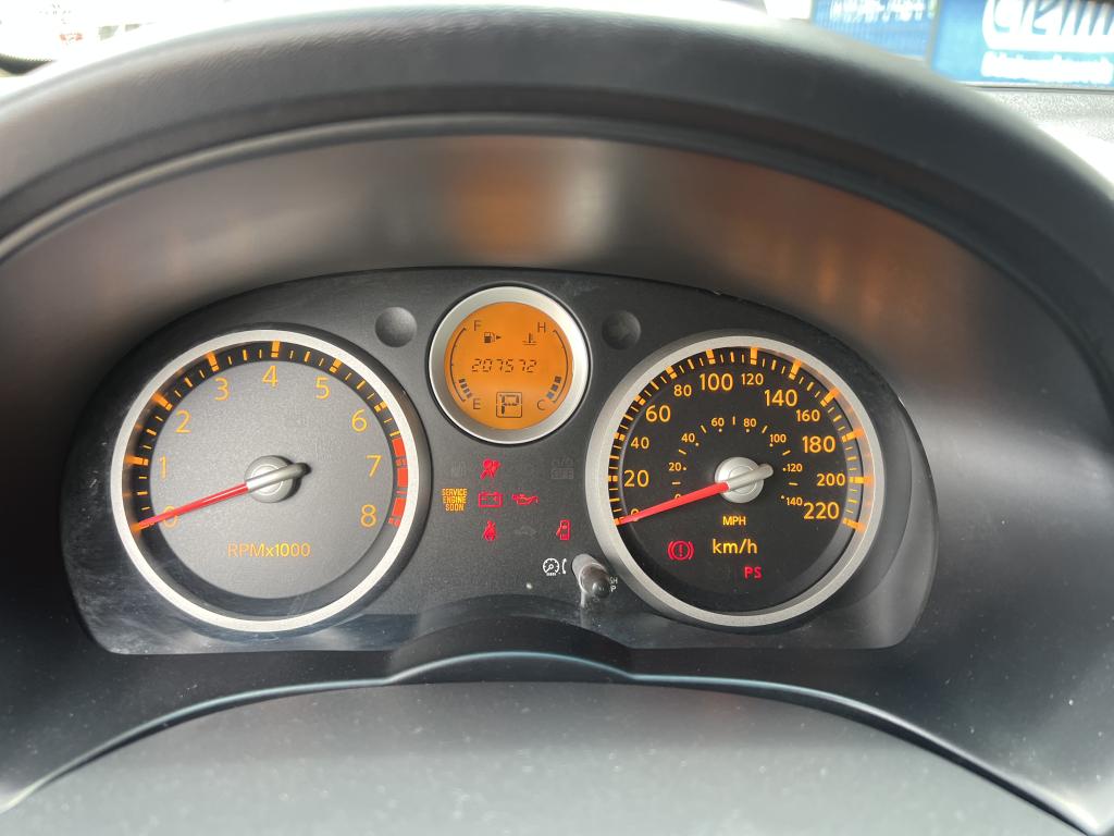 NISSAN Sentra - Foto