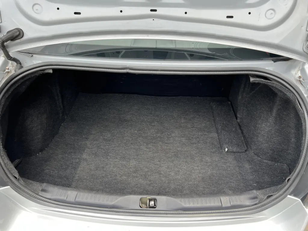 NISSAN Sentra - Foto