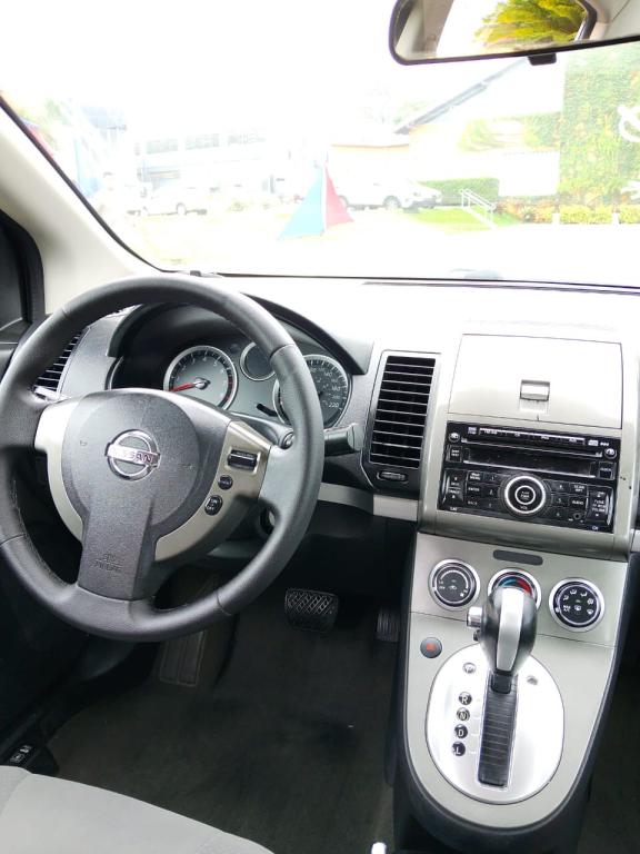 NISSAN Sentra - Foto