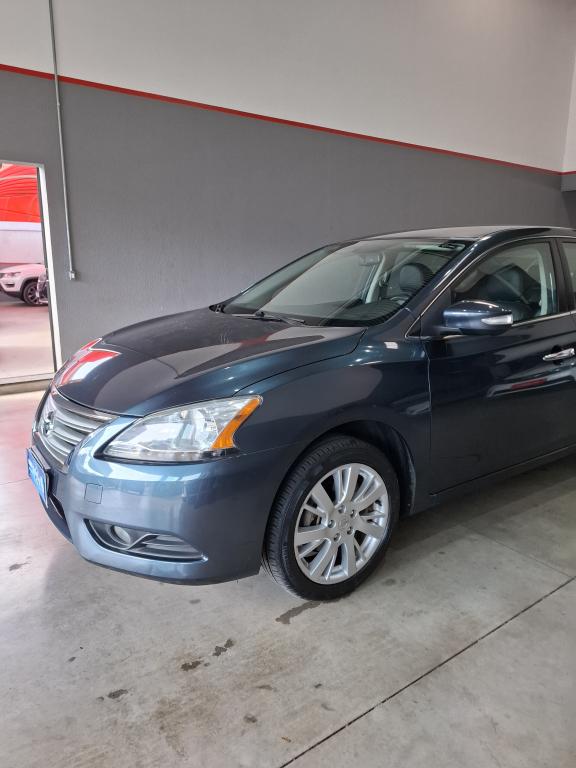 NISSAN Sentra - Foto