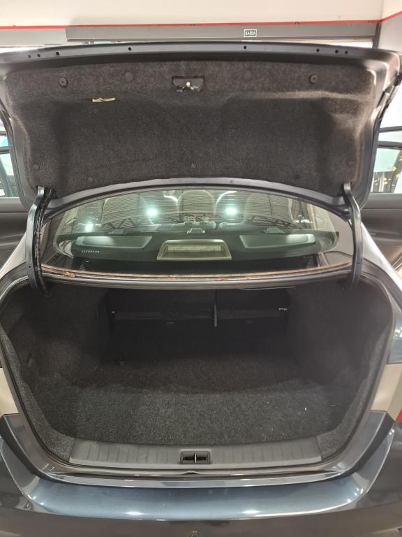 NISSAN Sentra - Foto