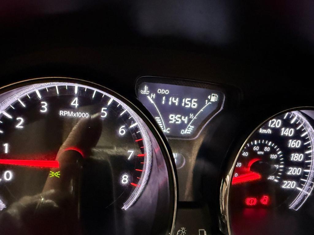 NISSAN Versa Sedan - Foto