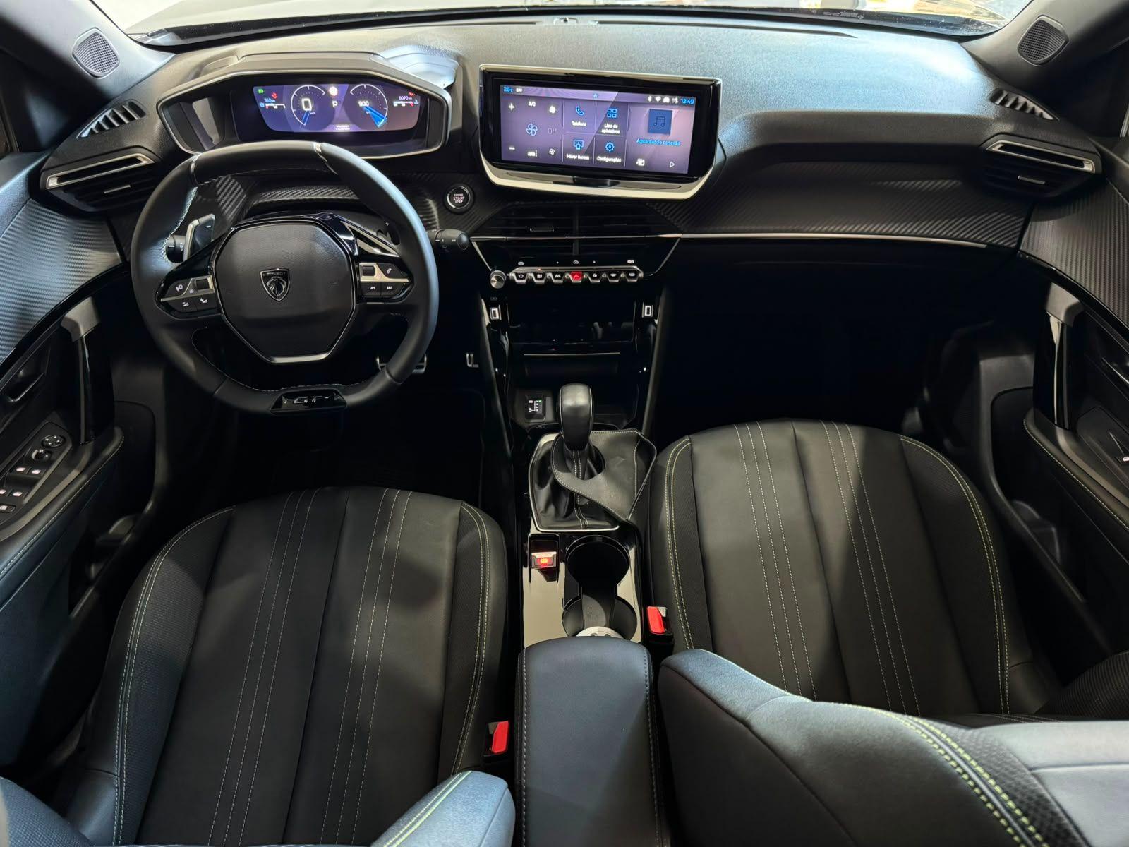 PEUGEOT 2008 - Foto