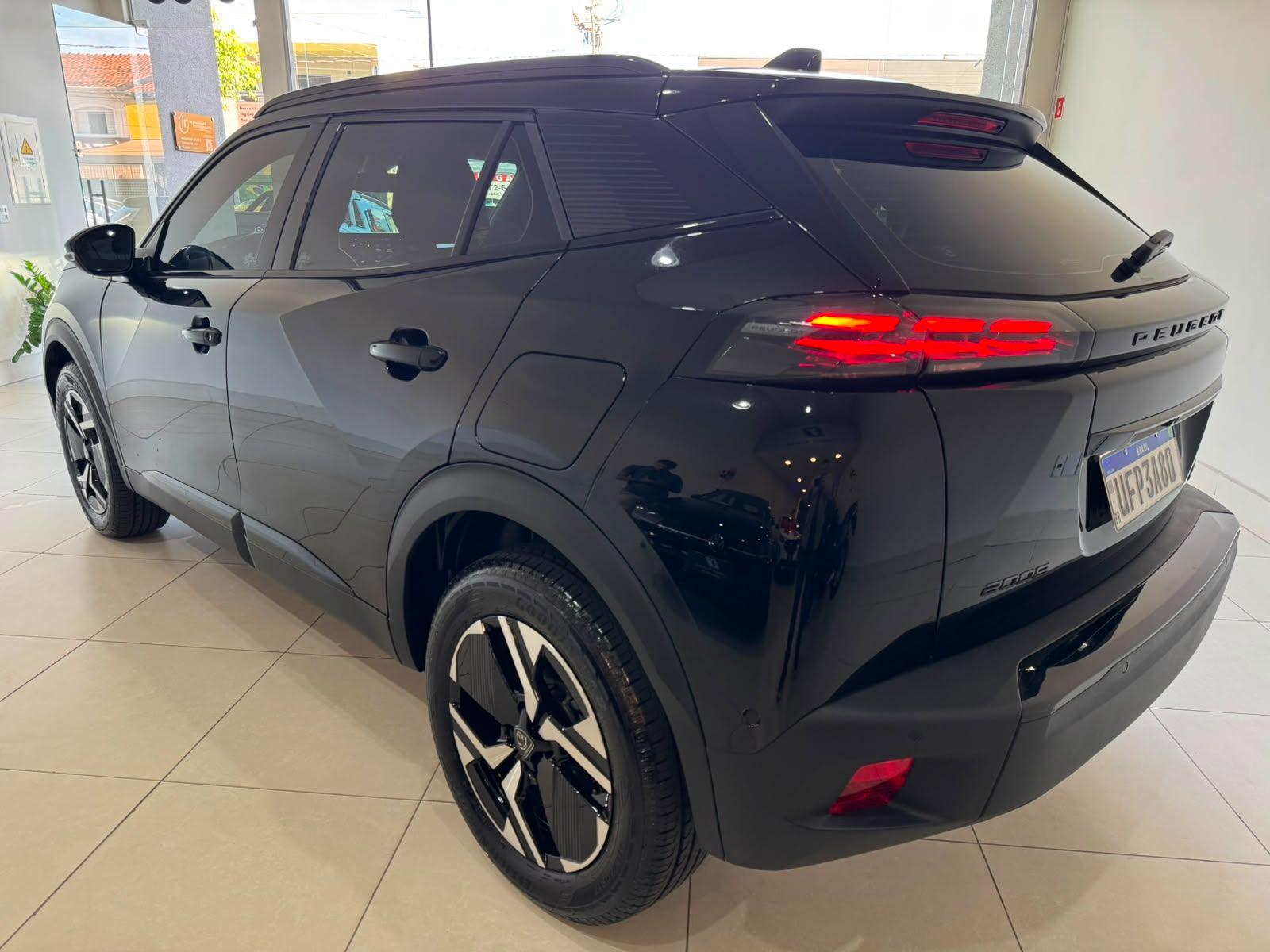 PEUGEOT 2008 - Foto