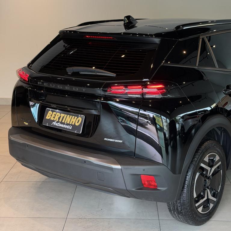 PEUGEOT 2008 - Foto