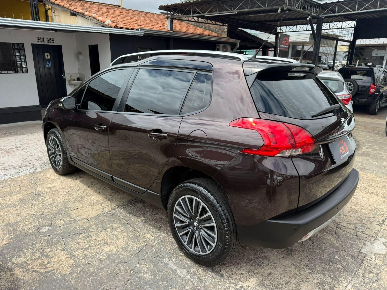 PEUGEOT 2008 - Foto
