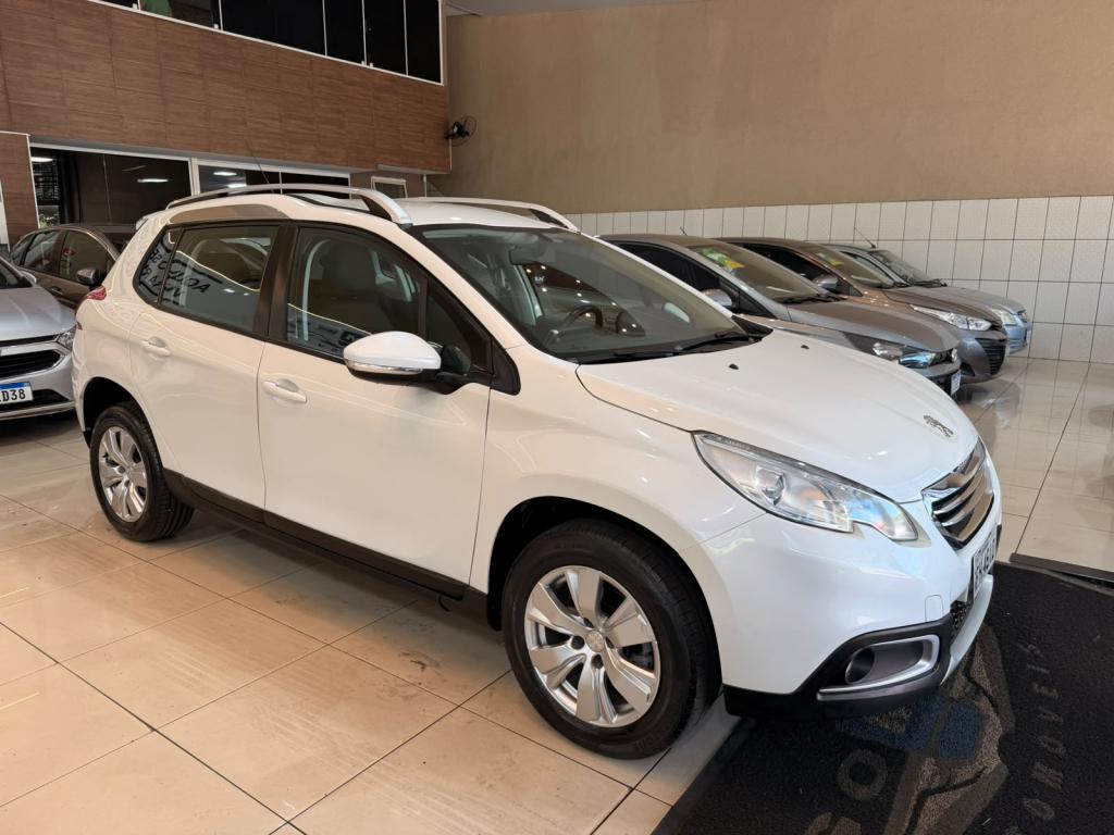 PEUGEOT 2008 - Foto