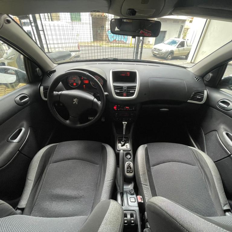 PEUGEOT 207 Hatch - Foto