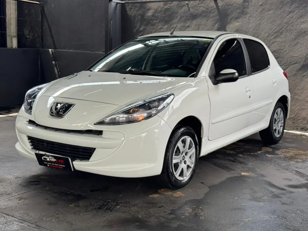PEUGEOT 207 Hatch - Foto