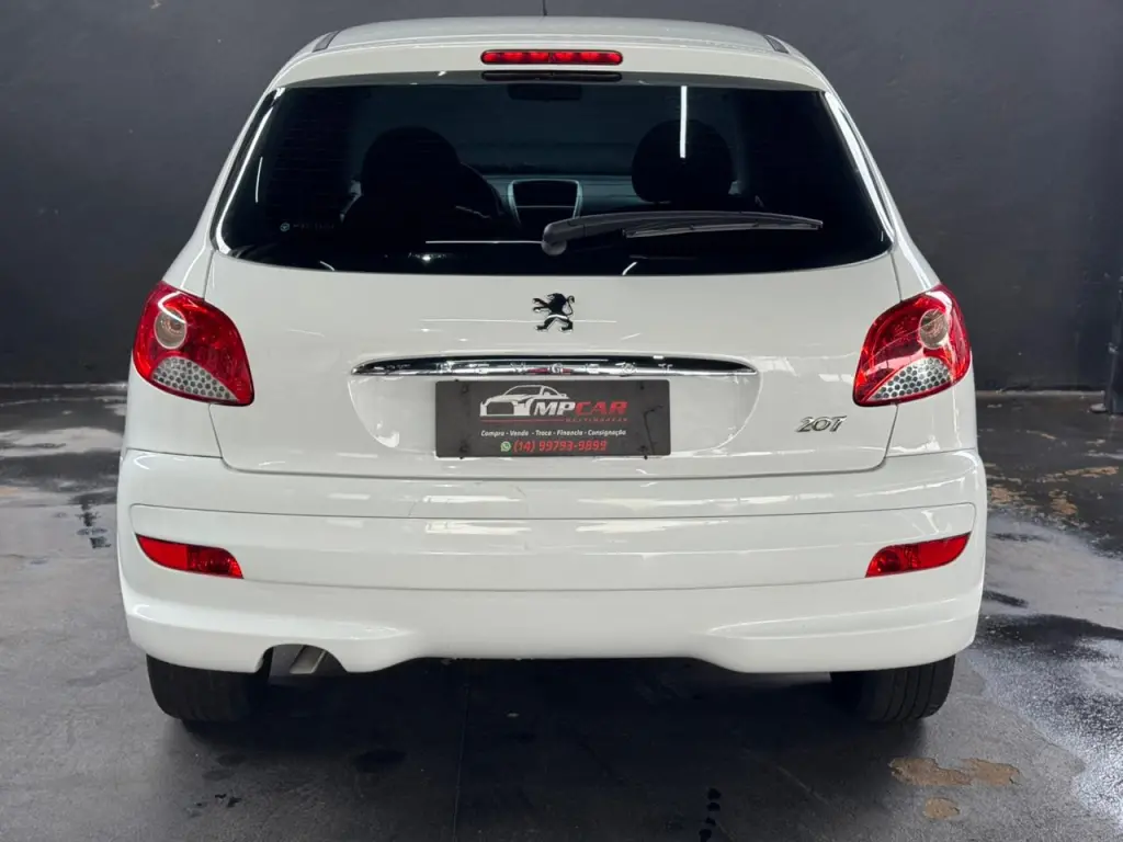 PEUGEOT 207 Hatch - Foto