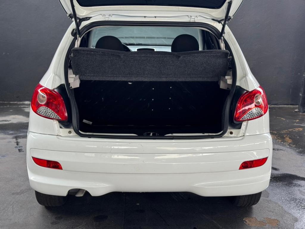 PEUGEOT 207 Hatch - Foto