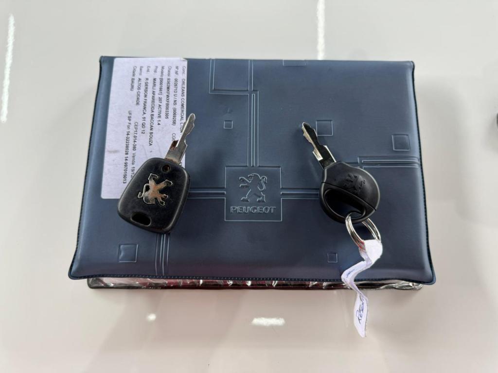 PEUGEOT 207 Hatch - Foto