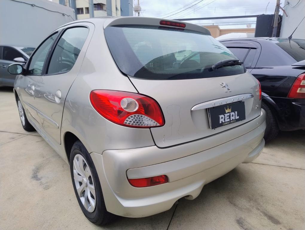 PEUGEOT 207 Hatch - Foto