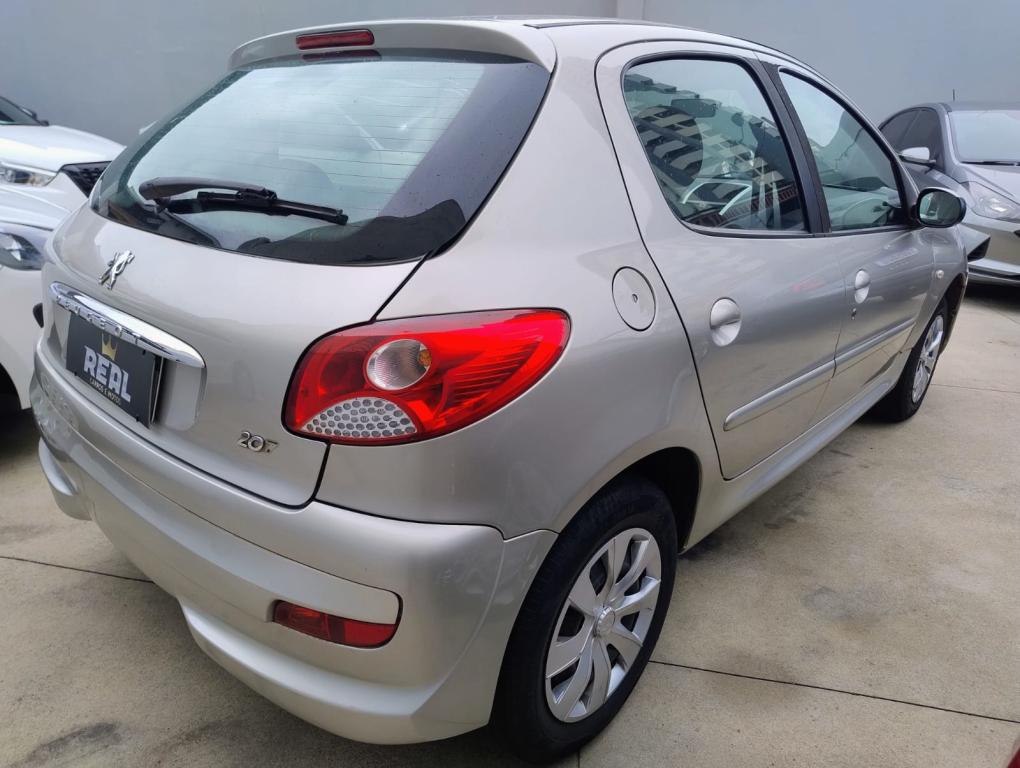 PEUGEOT 207 Hatch - Foto