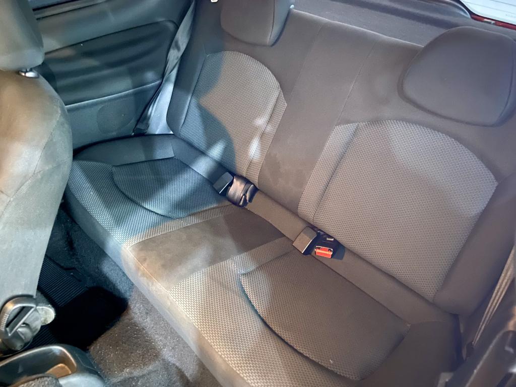 PEUGEOT 207 Hatch - Foto