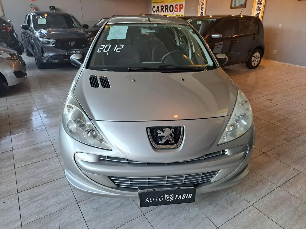 PEUGEOT 207 Hatch - Foto