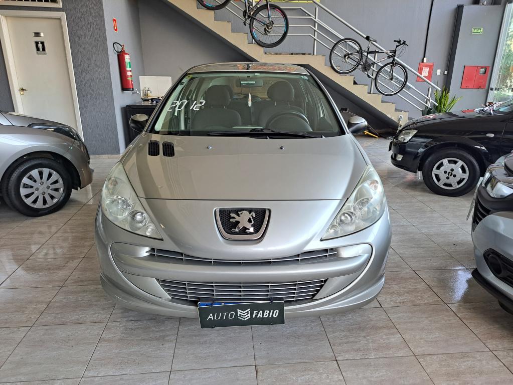 PEUGEOT 207 Hatch - Foto