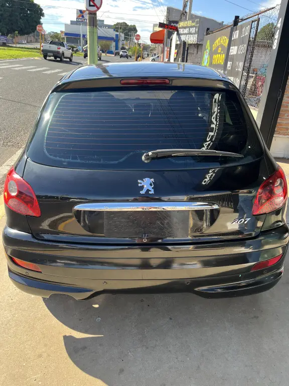 PEUGEOT 207 Hatch - Foto