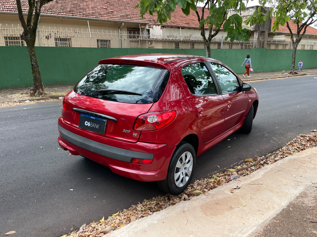 PEUGEOT 207 Hatch - Foto