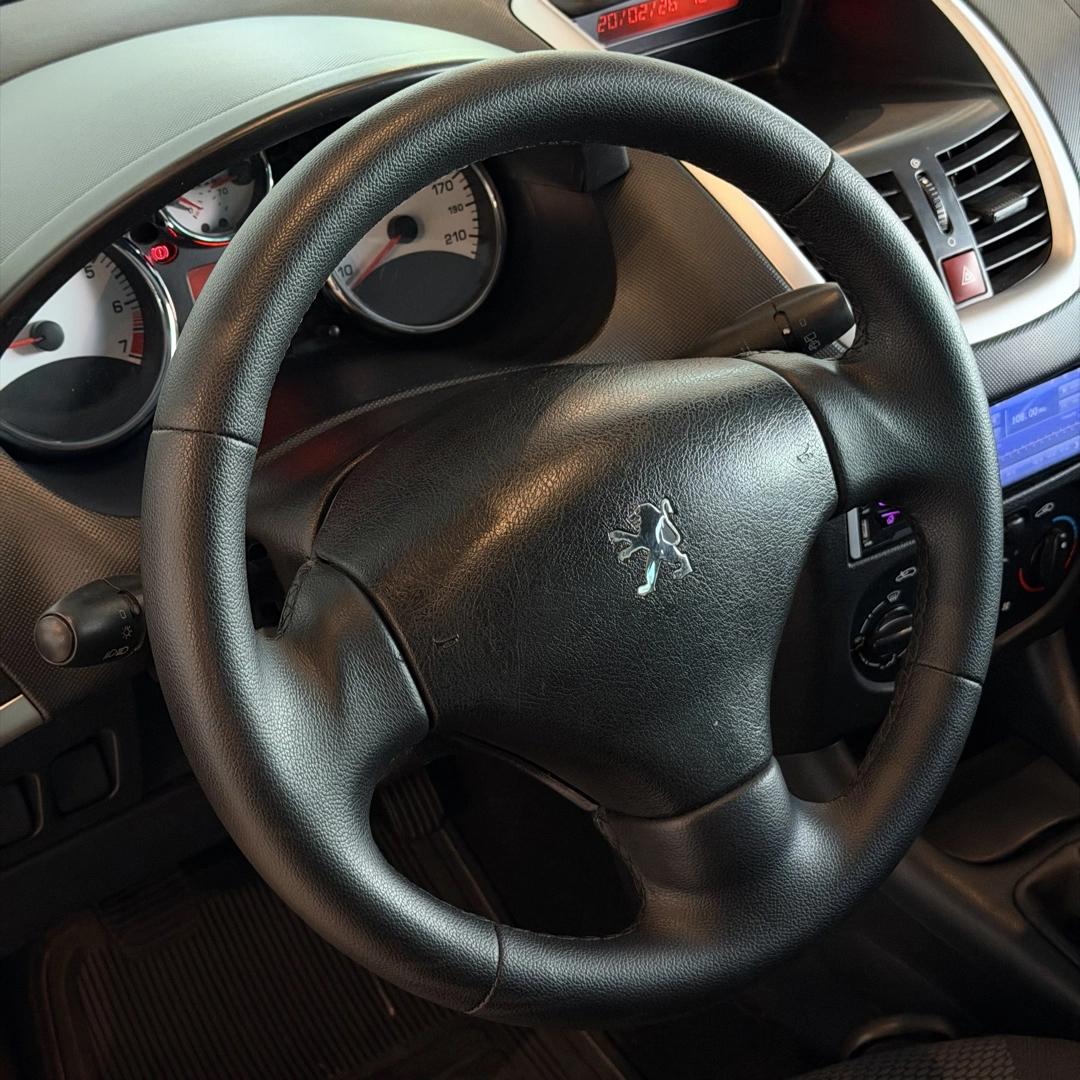 PEUGEOT 207 SW - Foto