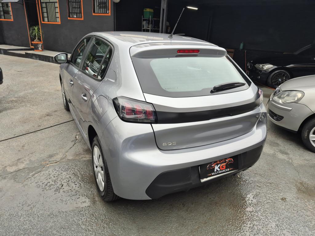 PEUGEOT 208 - Foto