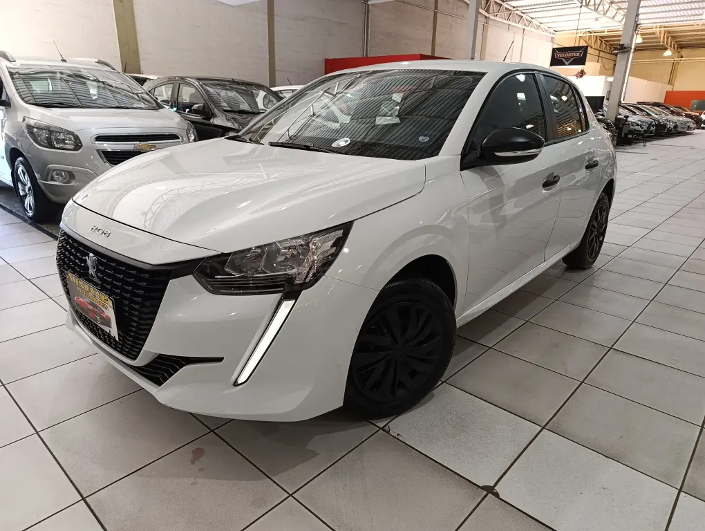PEUGEOT 208 - Foto