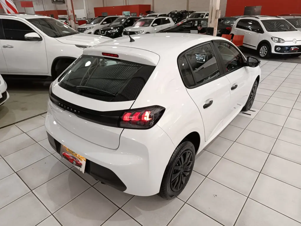 PEUGEOT 208 - Foto