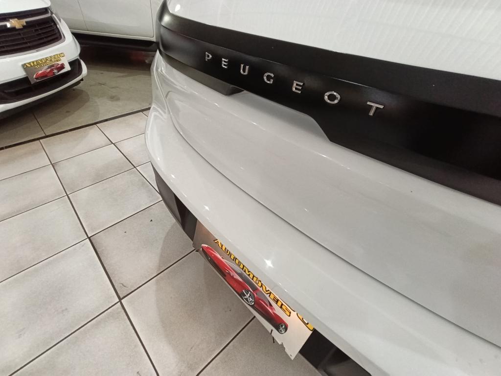 PEUGEOT 208 - Foto