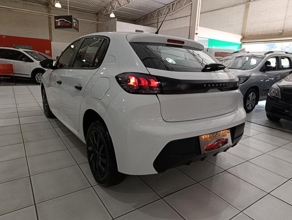 PEUGEOT 208 - Foto