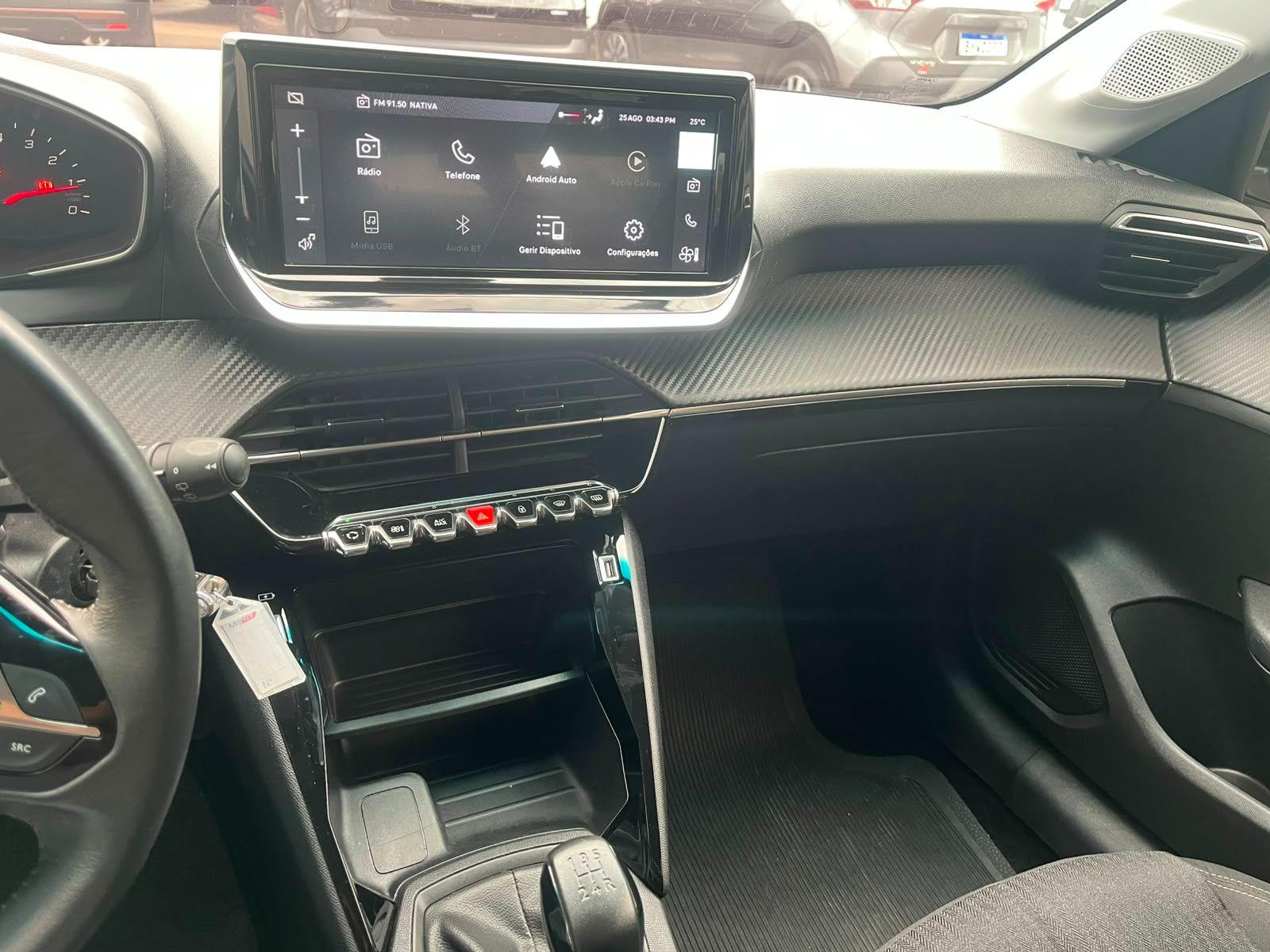PEUGEOT 208 - Foto