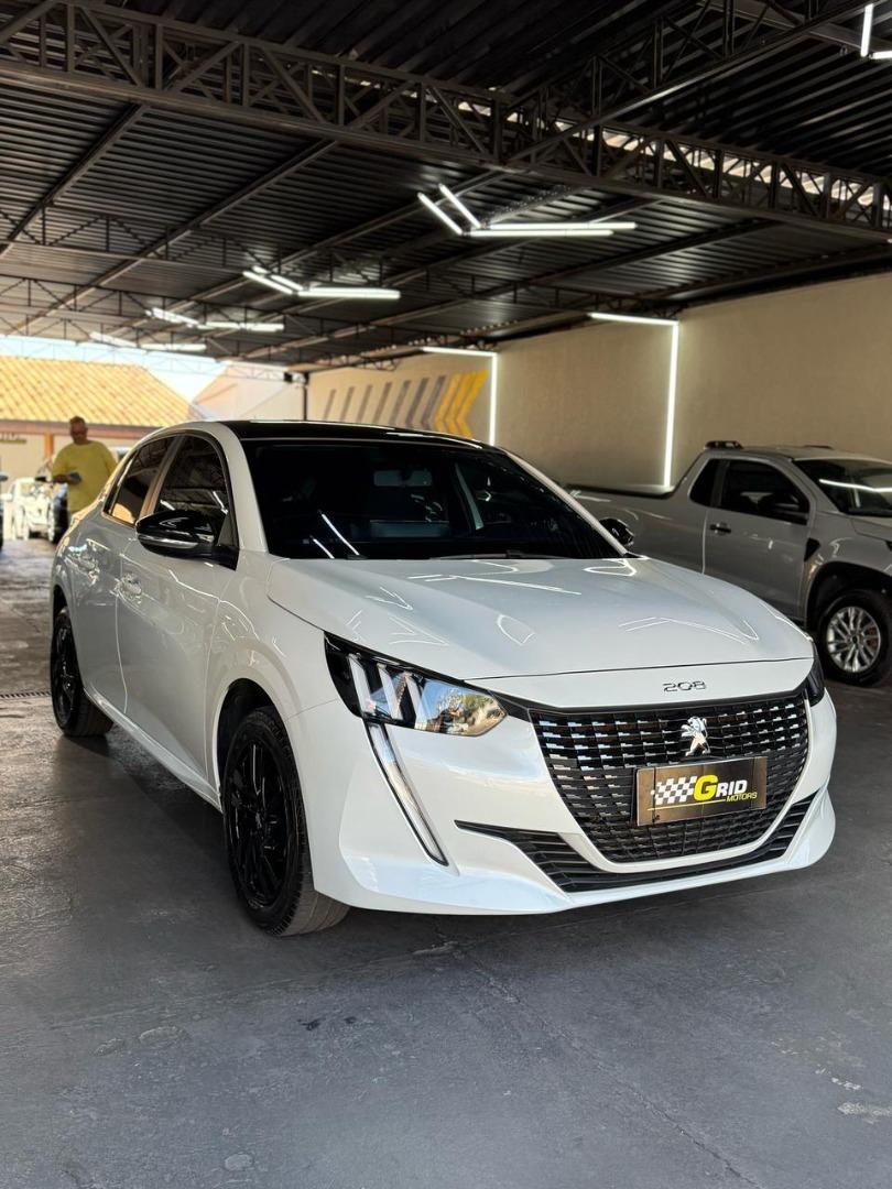 PEUGEOT 208 - Foto
