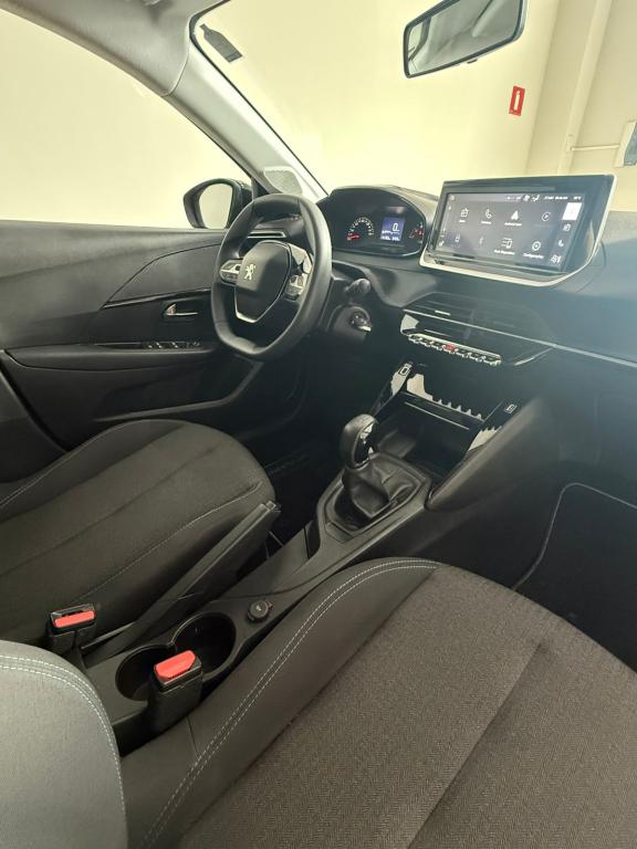 PEUGEOT 208 - Foto
