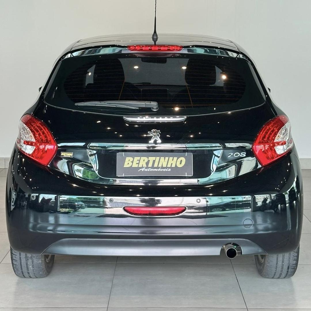 PEUGEOT 208 - Foto