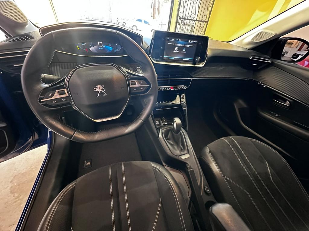 PEUGEOT 208 - Foto