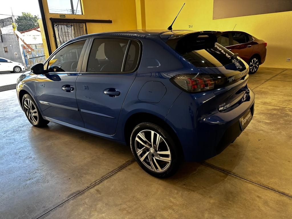 PEUGEOT 208 - Foto