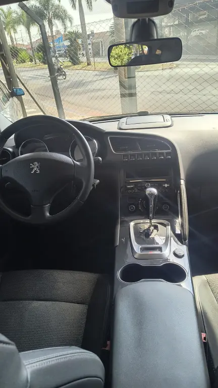 PEUGEOT 3008 - Miniatura