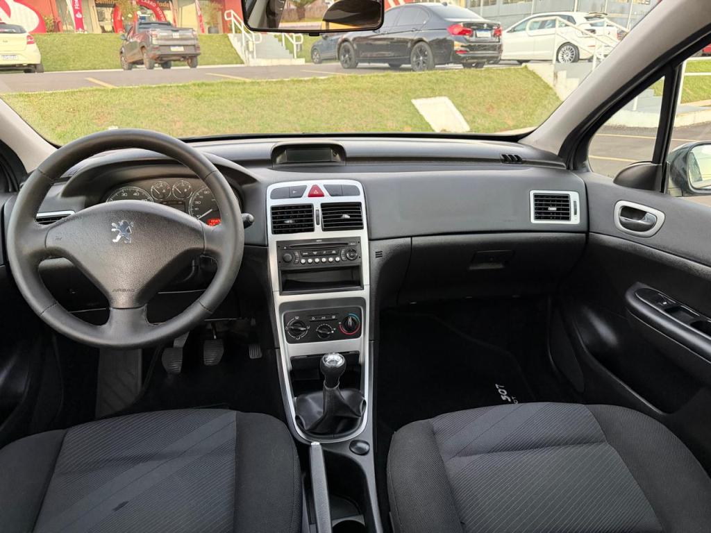 PEUGEOT 307 Hatch - Foto