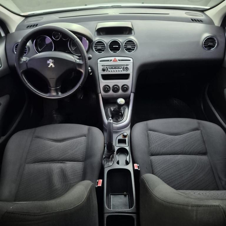 PEUGEOT 308 - Foto