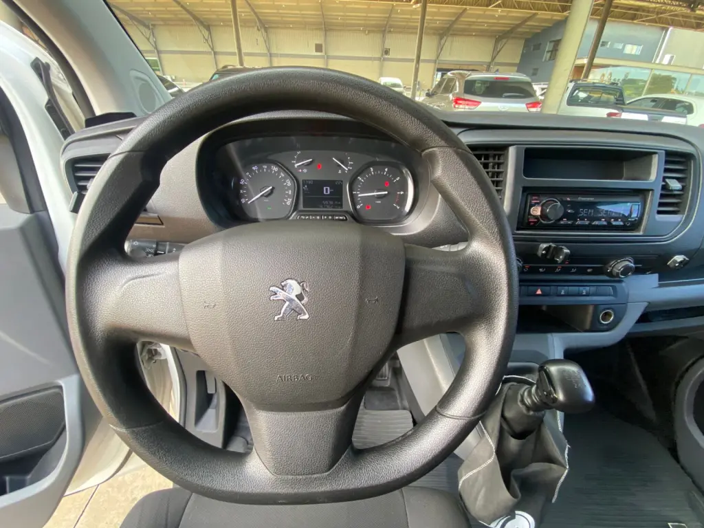 PEUGEOT Expert - Foto