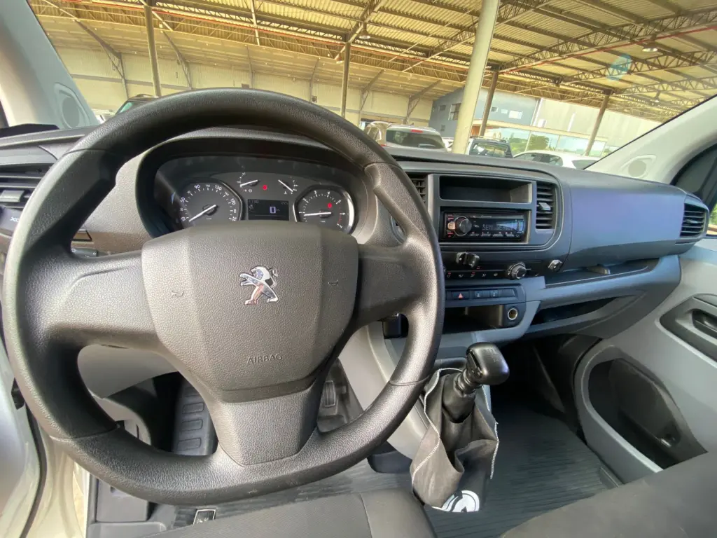 PEUGEOT Expert - Foto